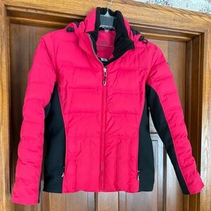 Women’s Obermeyer Ski Jacket. Excellent condition!